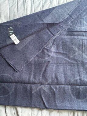 NWT Express Logo Blanket with X and O
